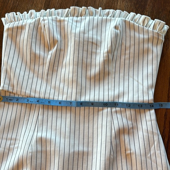 Nwt. Lulu strapless dress - Picture 7 of 7